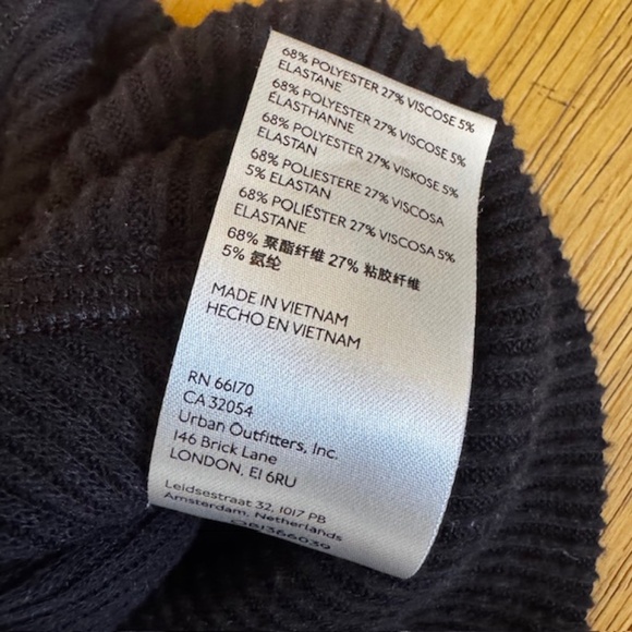 Free People Cozy With You Wrap Sweater - Size Small - Black - Picture 6 of 6